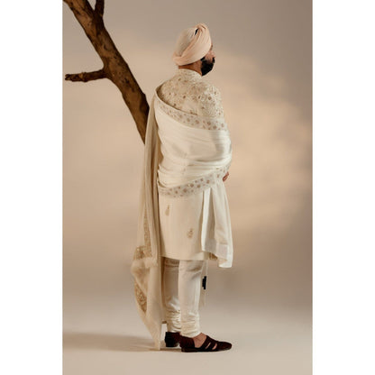Jatin Malik Butter Cream Sherwani (Set of 4)