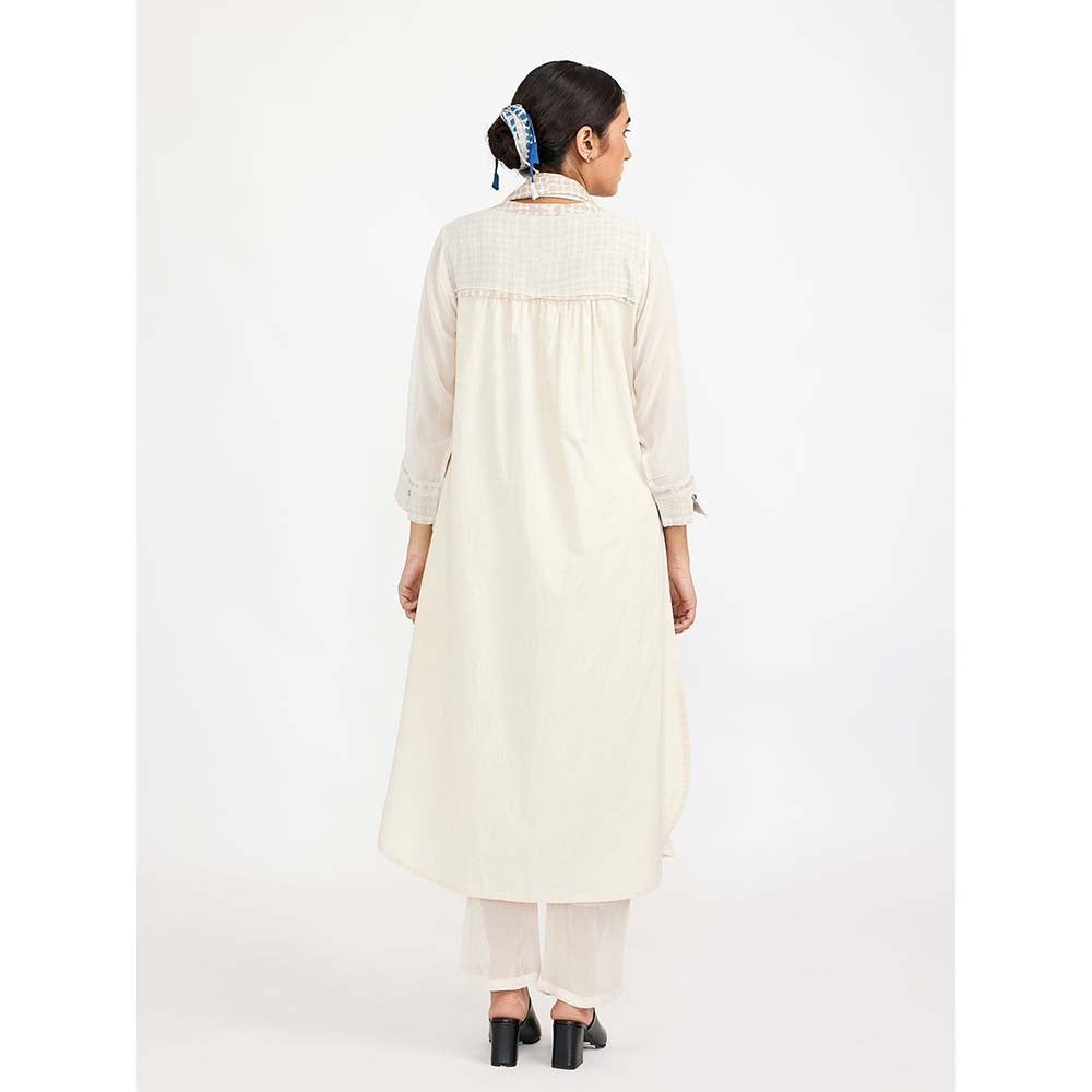 JAYATI GOENKA White Co-ord with Jg Signature Button Knot Detail (Set of 3)