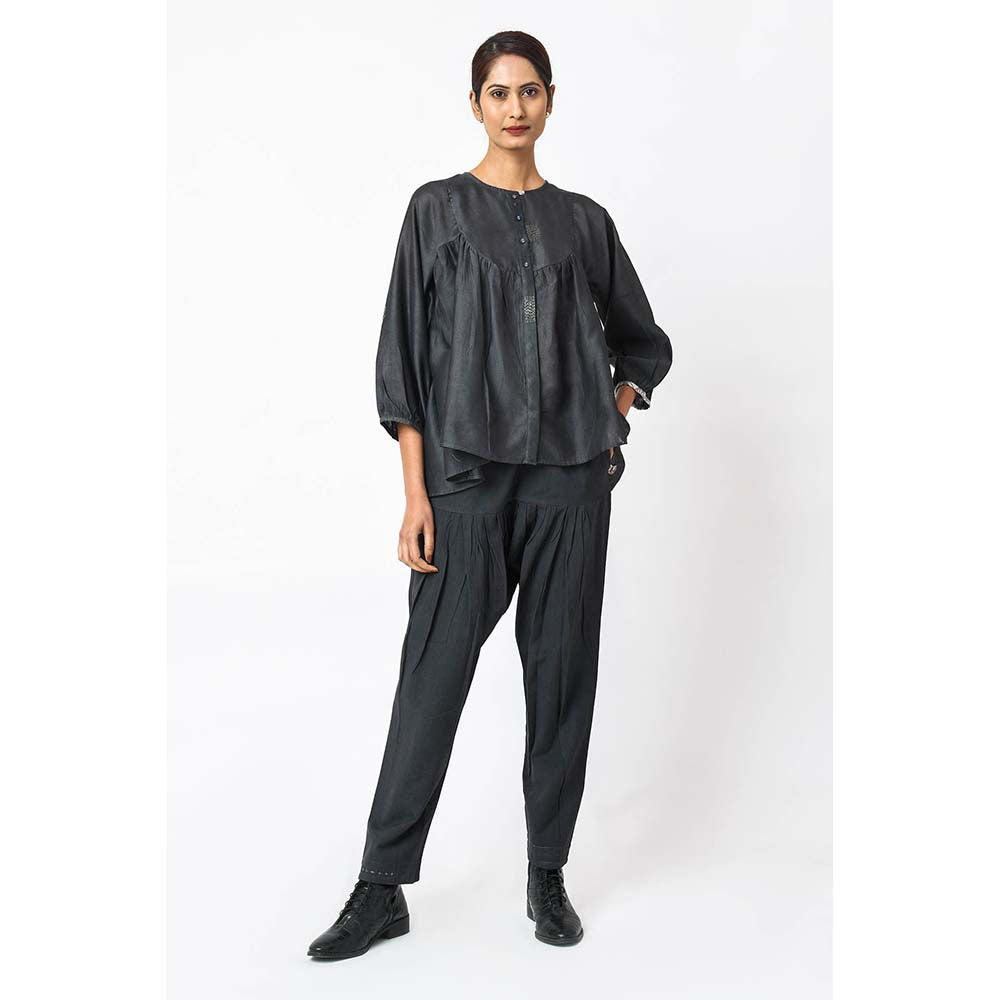 JAYATI GOENKA Solid Carbon Top
