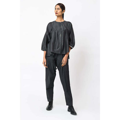 JAYATI GOENKA Solid Carbon Top