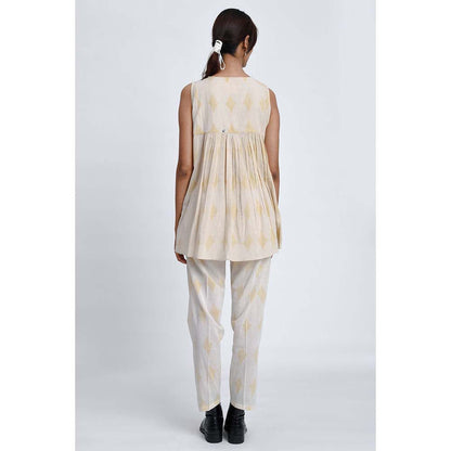 JAYATI GOENKA Hay Easy Co-Ord (Set of 2)