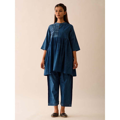 JAYATI GOENKA Blue Solid Kurti