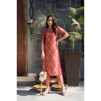 JUHI NANDA Brocade Red Woven Round Neck Kurta with Pant and Dupatta