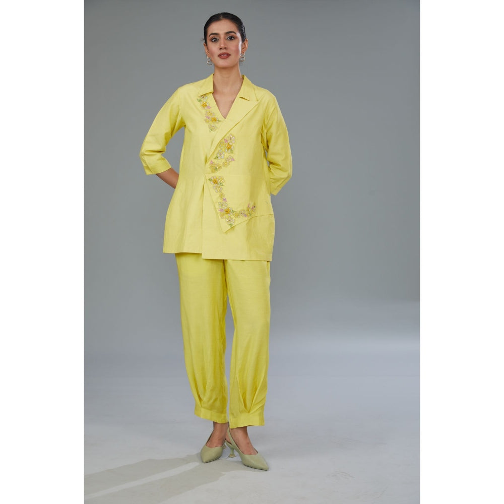 Kahani Lush Yellow Floral Co-Ord (Set of 2)