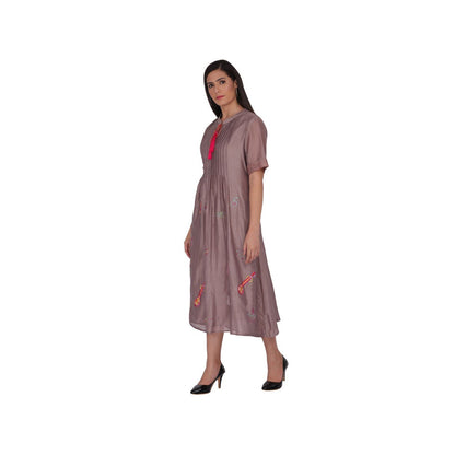 Kahani Lush Brown Chandreri Dress With Embroidery
