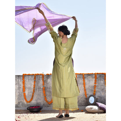 Kanika Sharma Mehndi Lahoriya Seedha Kurta with Pant & Dupatta (Set of 3)