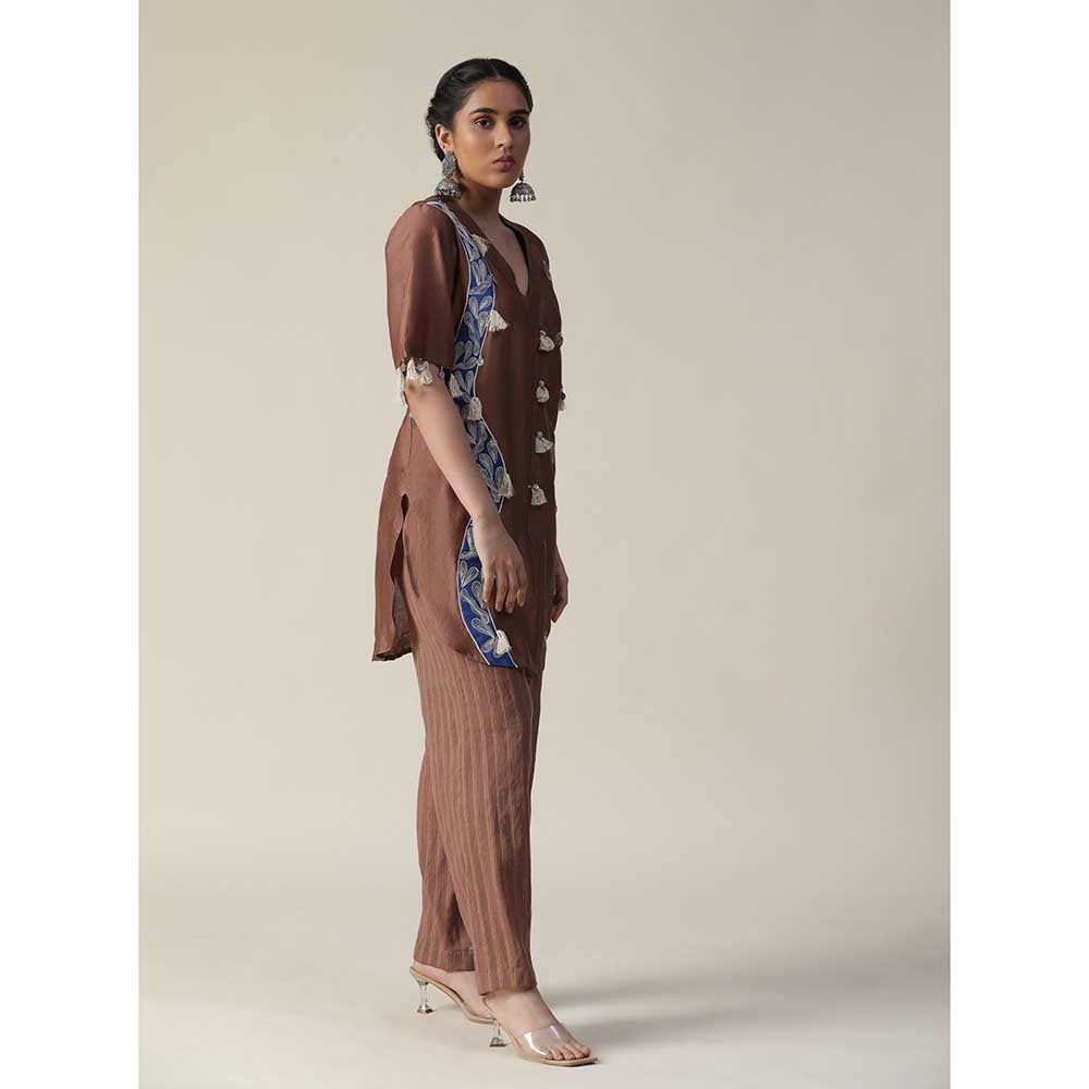 Arpita Sulakshana Van Dyke Brown Hand Painted Embroidered Co-Ord (Set of 2)