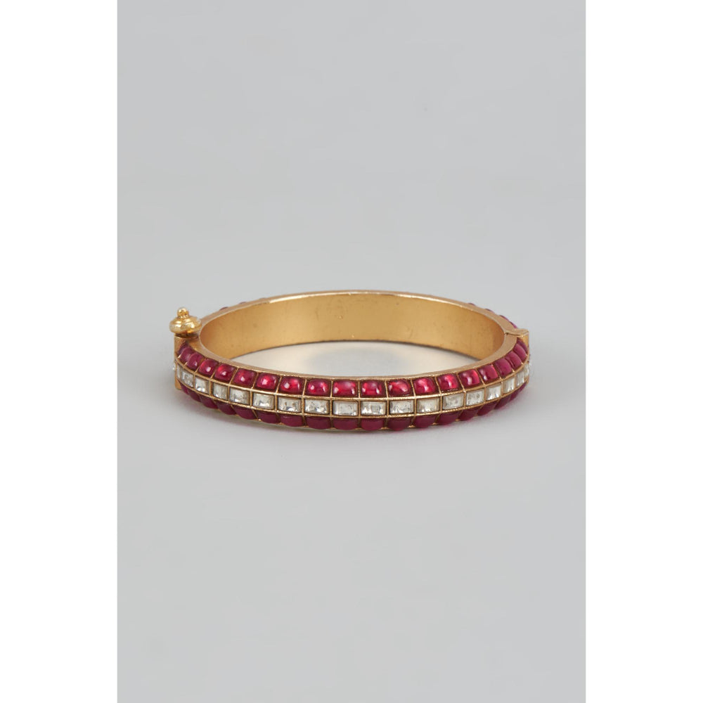KARISA DESIGNS Nandi Kundan Bangle