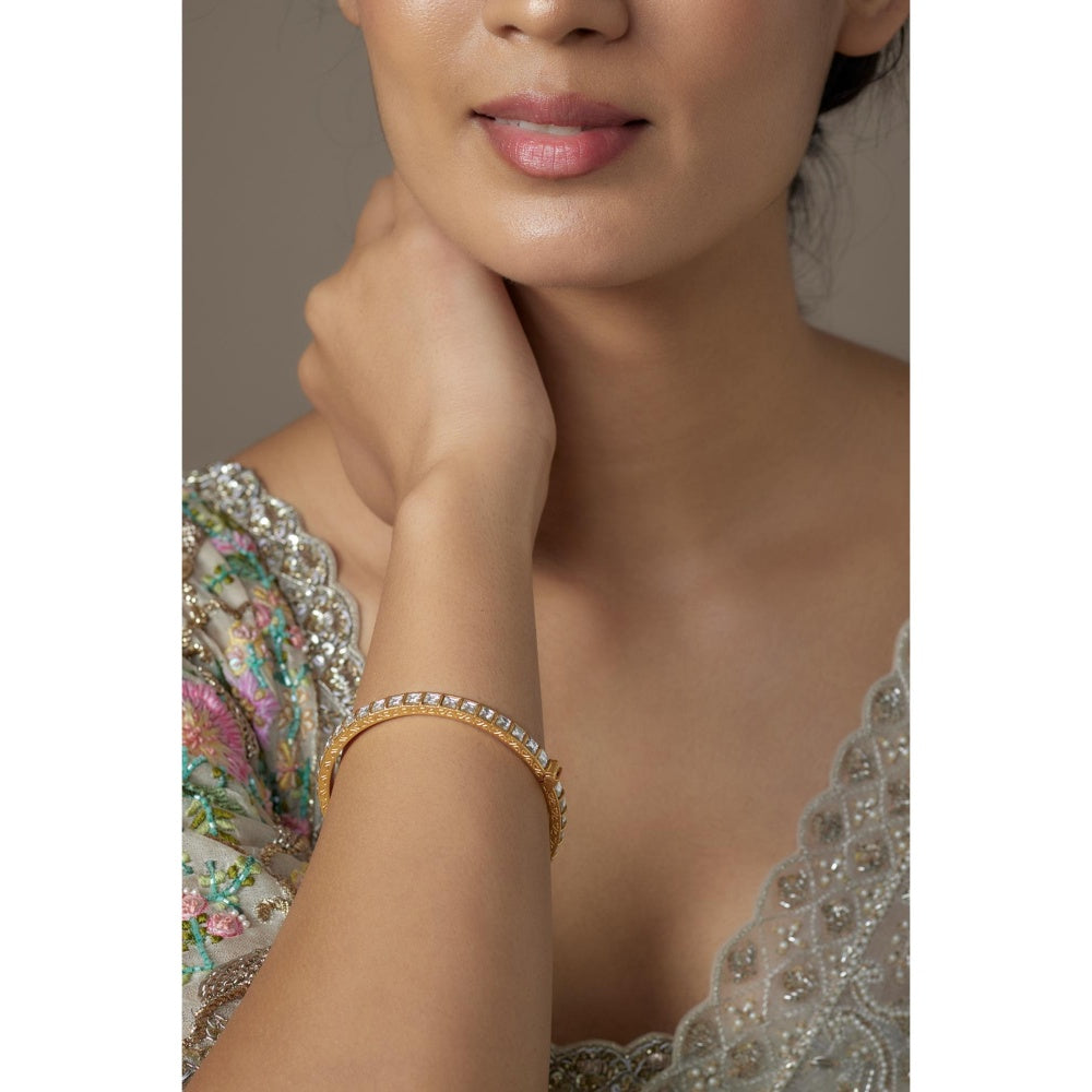 KARISA DESIGNS Giza White Kundan Bangle