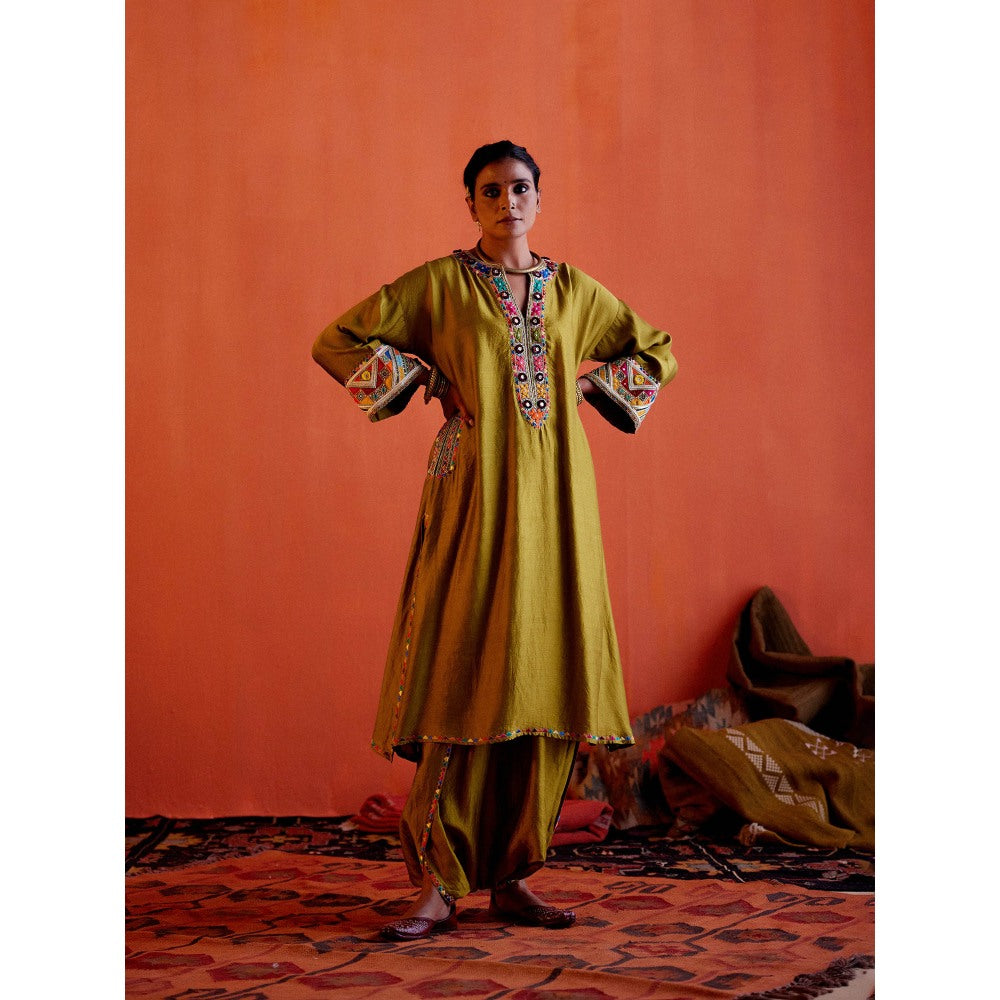Karishma Khanduja Afzal Mehndi Green Embellished Kurta with Dhoti (Set of 2)