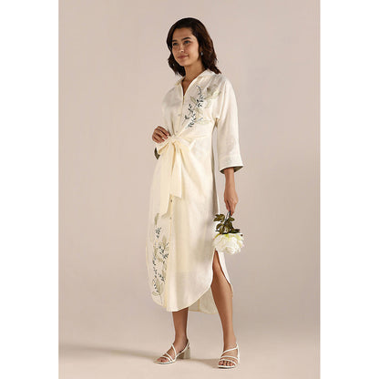 Kaveri Off White Body Line Kaftan Dress