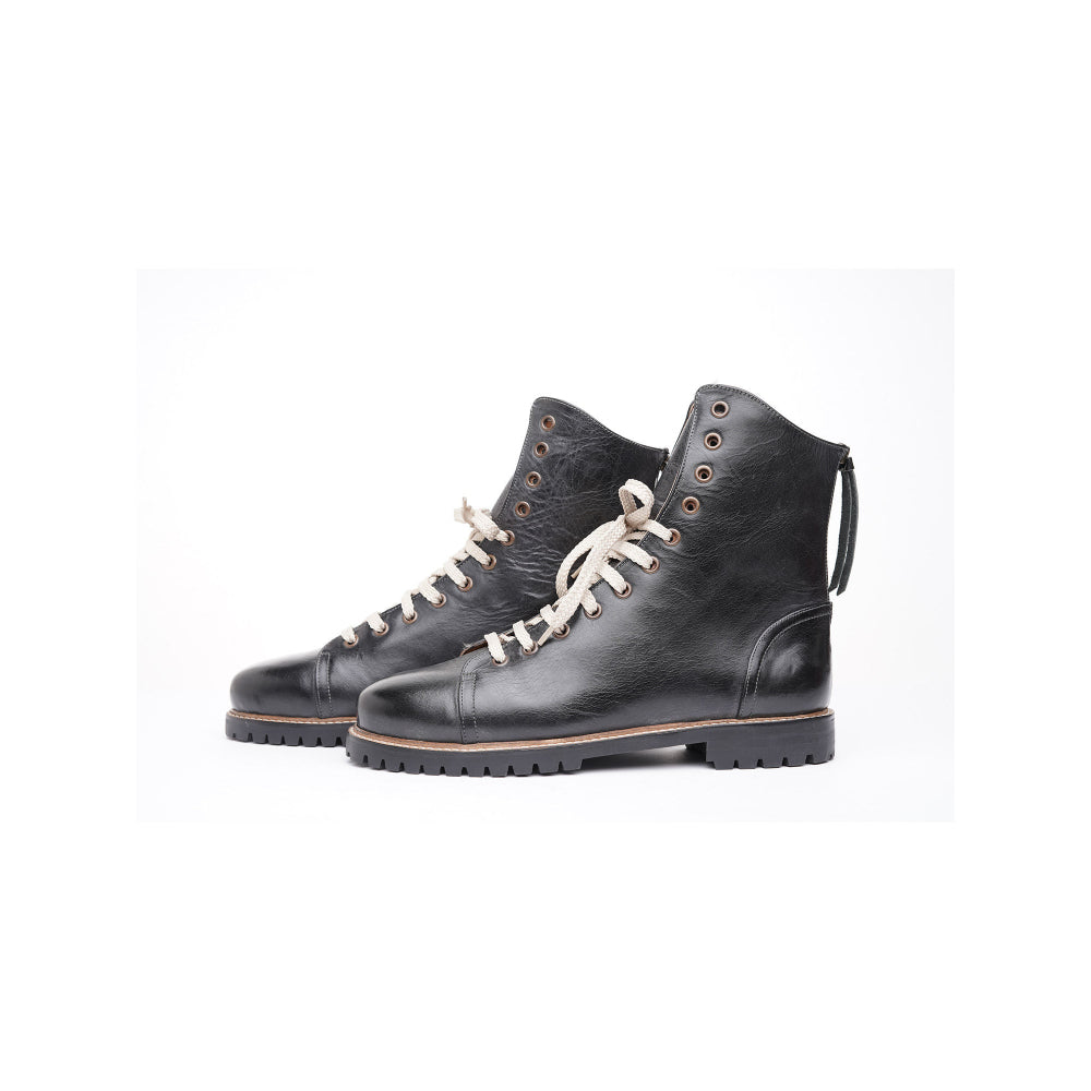 Kavith Sainaani Black Mid Boots