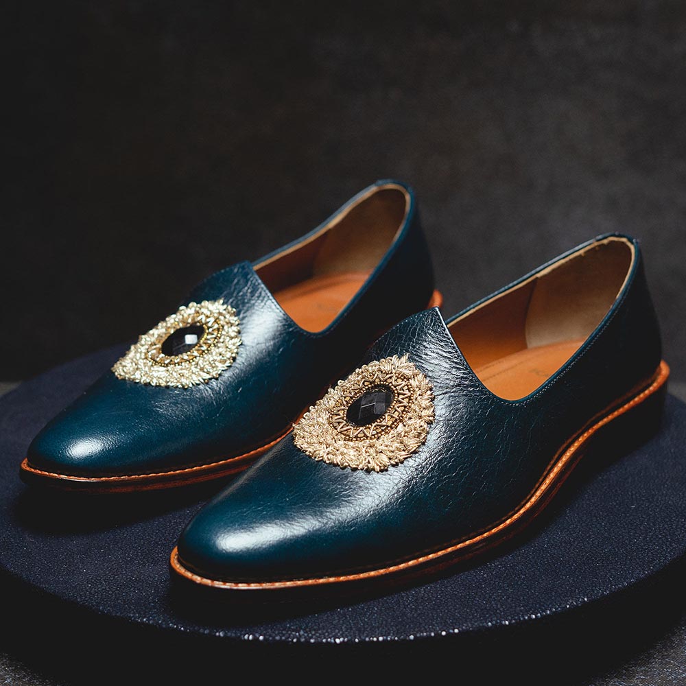 Kavith Sainaani Teal Gem Jutti