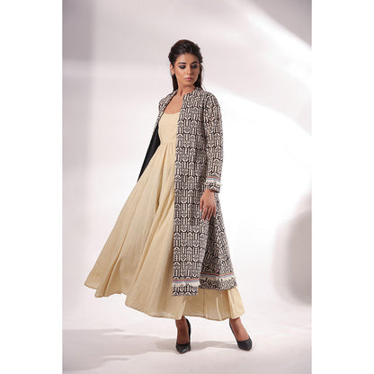 Keva Clothing Capri Maxi Dress with Cape (Set of 2)