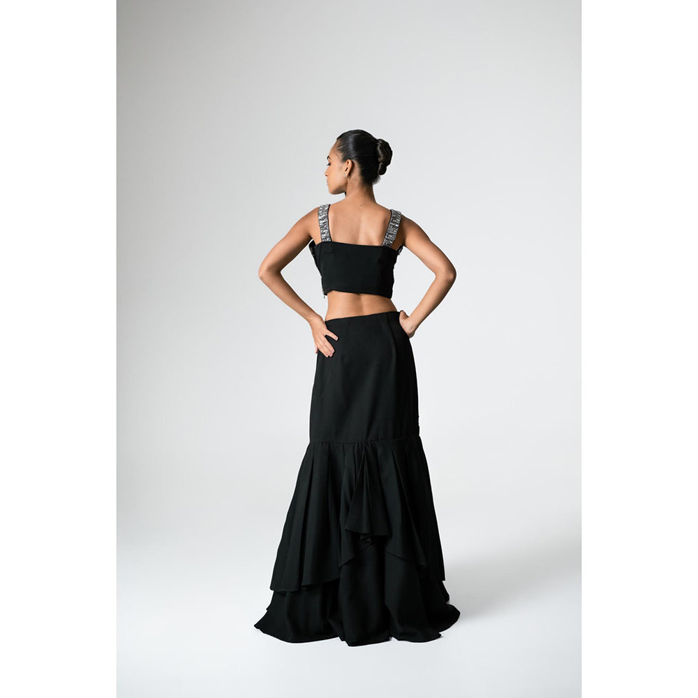 KHUMAAR SHUCHI BHUTANI The Black Orbit Co-Ord Set