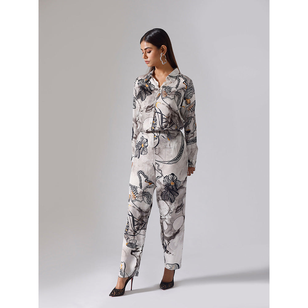 Klad Reflect Monochrome Printed Collar Neck Shirt