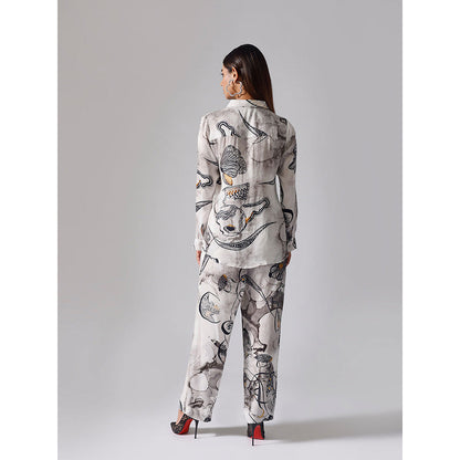 Klad Reflect Monochrome Printed Collar Neck Shirt
