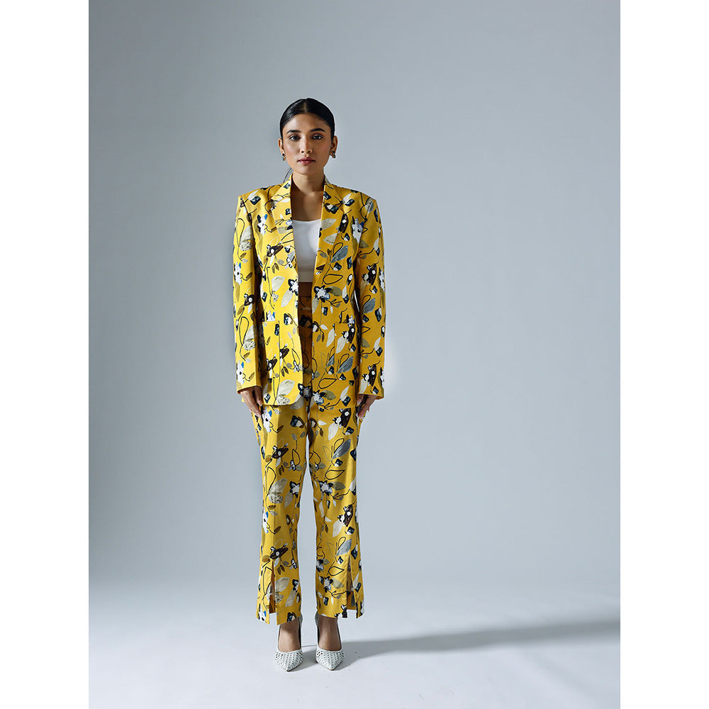 Klad Vivid Yellow Printed Notched Lapel Blazer with Inner and Pant (Set of 3)