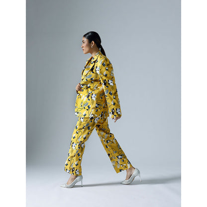 Klad Vivid Yellow Printed Notched Lapel Blazer with Inner and Pant (Set of 3)