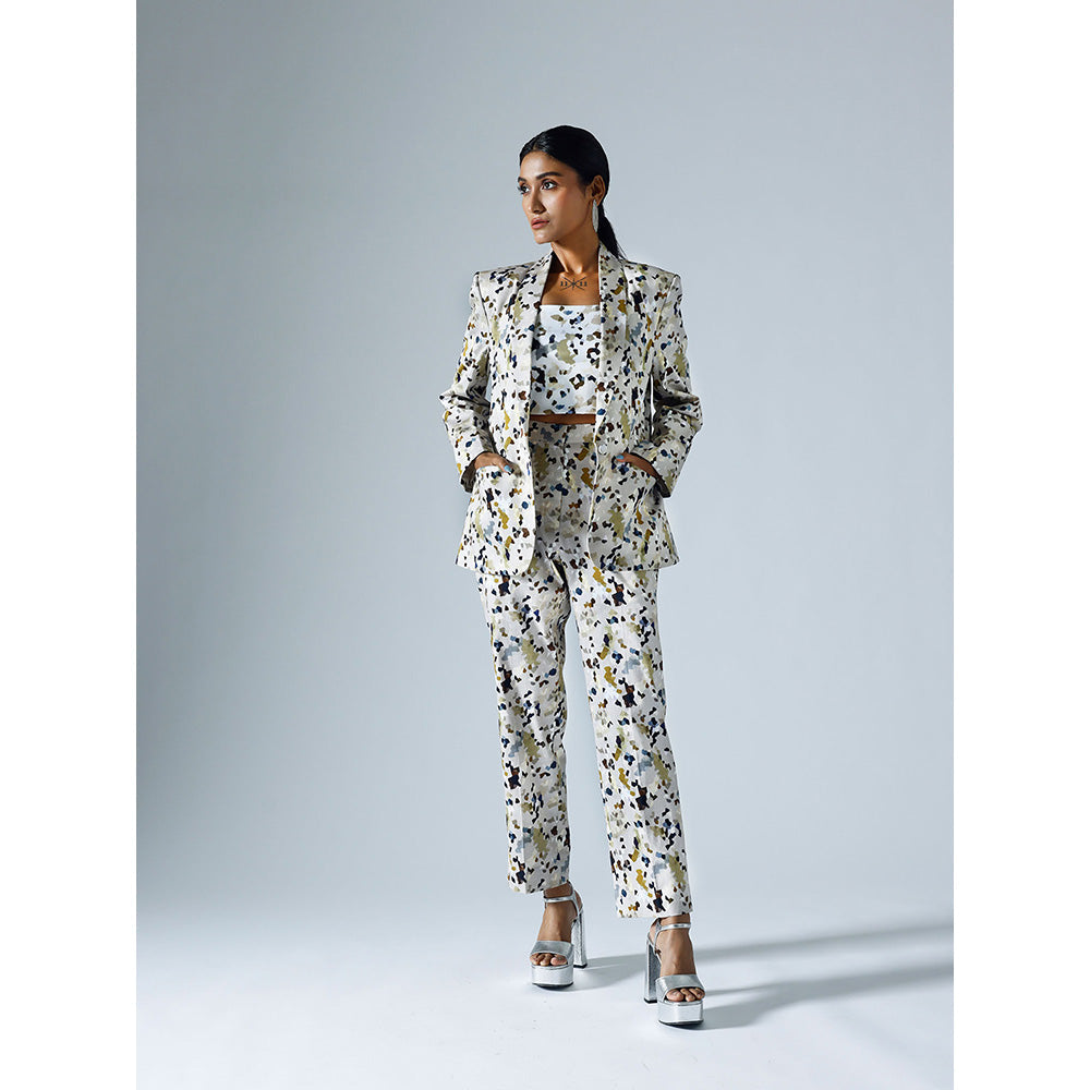 Klad Pixelated Grey Printed Shawl Lapel Blazer with Inner and Pant (Set of 3)