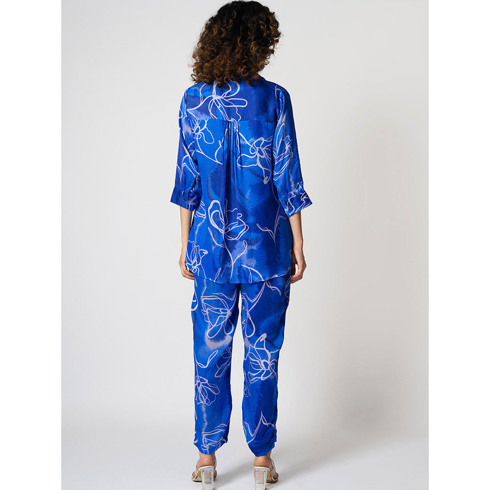 Klad Marbled Floral Blue Collar Neck Shirt