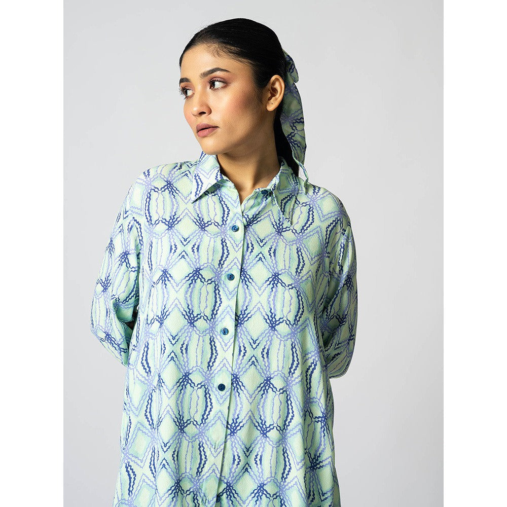 Klad Rhombus Mint Blue Collar Neck Jacket with Inner and Shorts (Set of 3)