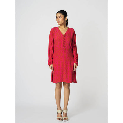 Klad Rhombus Pink V Neck Shift Dress