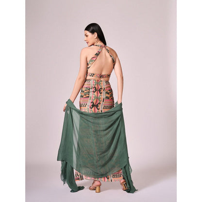 KOSWI Women Green Chinon Plain Capes
