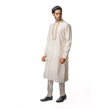 Krishna Mehta Off White Printed Kurta (Set of 2)