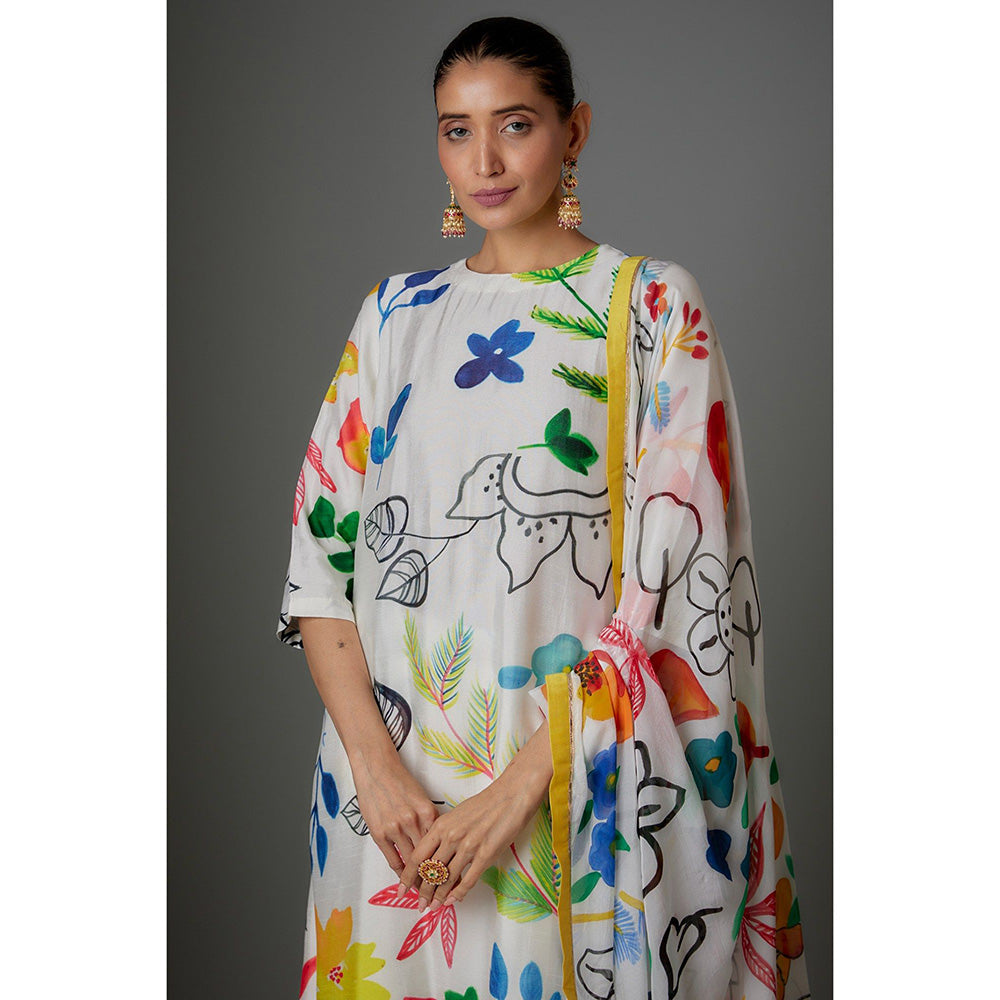 Kriti Bapna Multi-Colour Hand Painted Multicolour Kurta with Pant and Dupatta (Set of 3)