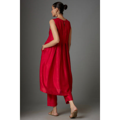 Kriti Bapna Red Hand painted Kurta with Pant and Dupatta (Set of 3)