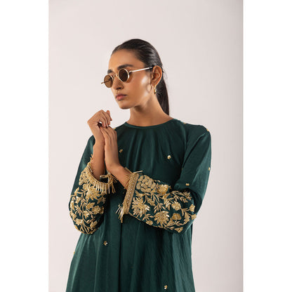 Kriti Bapna Green Zari Faired Kurta And Pant (Set of 2)