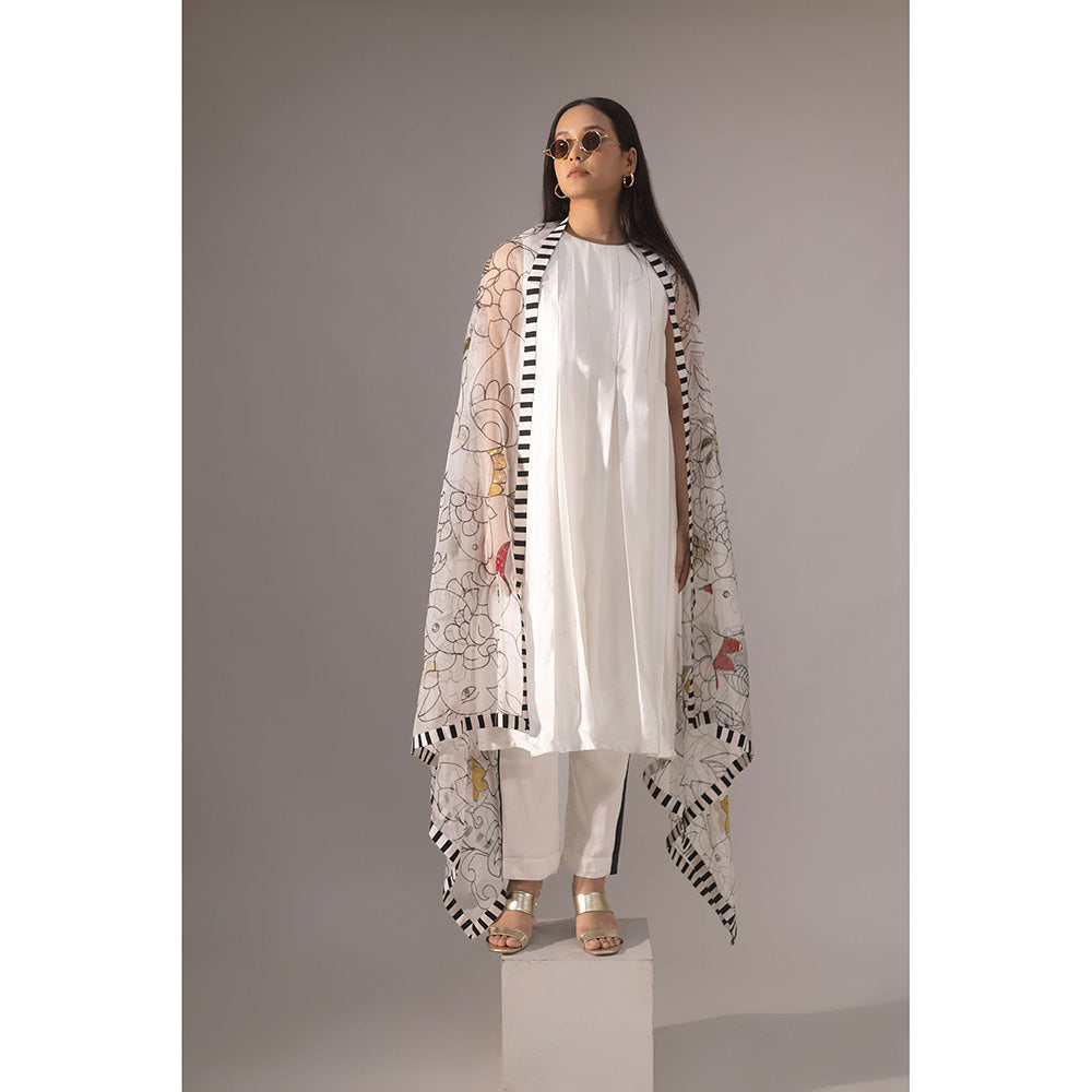 Kriti Bapna White Pleated Hand Painted Kurta with Pant and Dupatta (Set of 3)