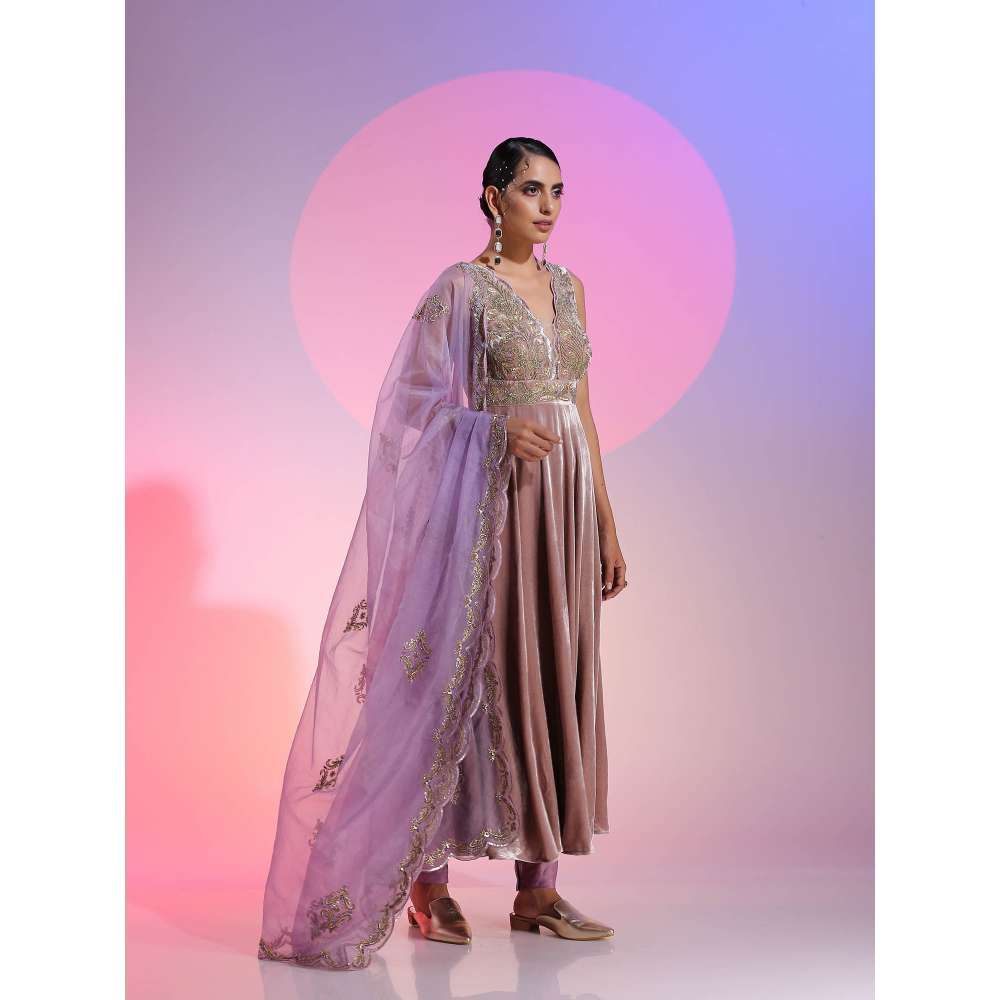 Kudi Pataka Designs Mari Lavender Anarkali Kurta With Pant & Dupatta (Set of 3)