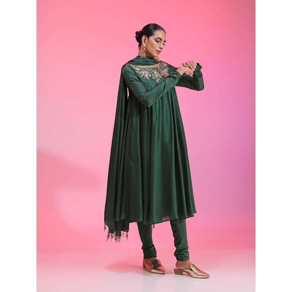 Kudi Pataka Designs Kritee-dg Green Anarkali Kurta Slip With Pant & Dupatta (Set of 4)