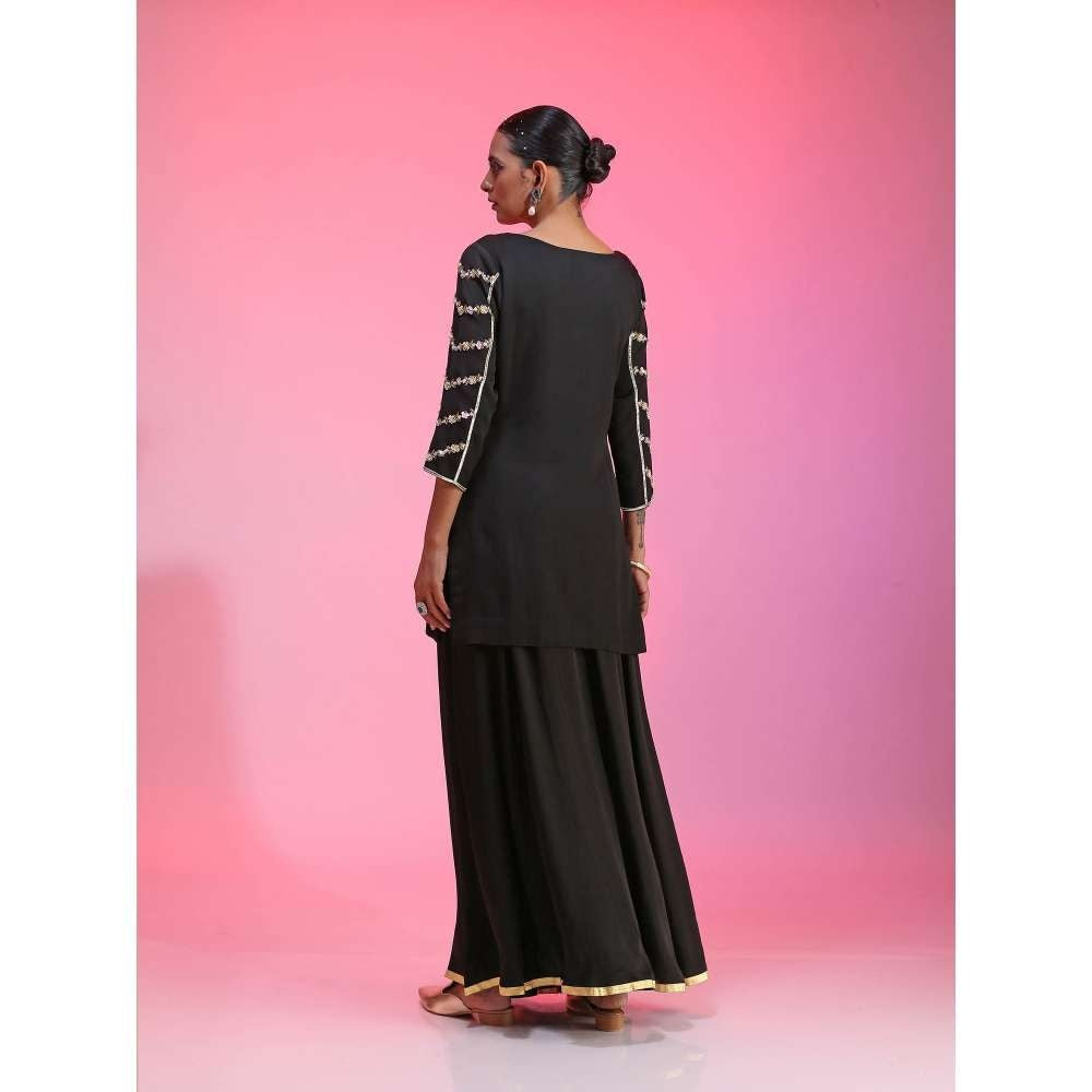 Kudi Pataka Designs Dharree-bl Black Kurti With Sharara & Dupatta (Set of 3)