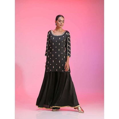 Kudi Pataka Designs Dharree-bl Black Kurti With Sharara & Dupatta (Set of 3)