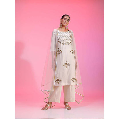 Kudi Pataka Designs Begam/Iv Kurta with Pant and Dupatta