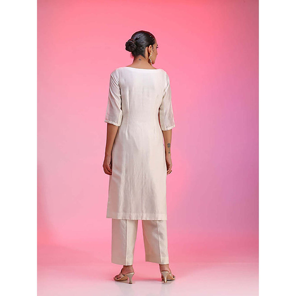 Kudi Pataka Designs Begam/Iv Kurta with Pant and Dupatta