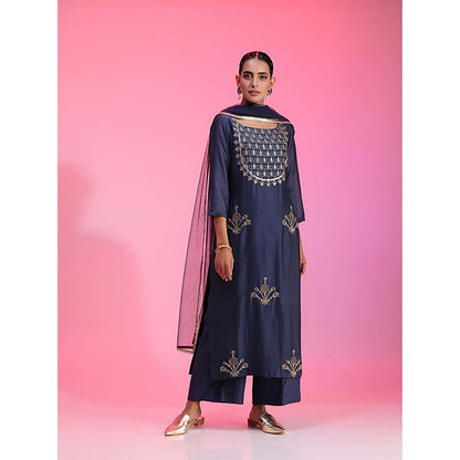 Kudi Pataka Designs Begam/Na Kurta with Pant and Dupatta