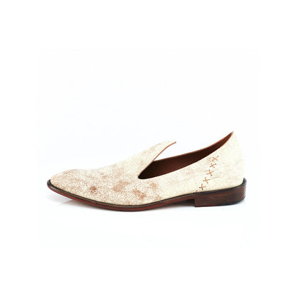Kavith Sainaani White Distressed Juttis