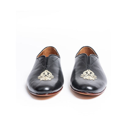 Kavith Sainaani Black Leather Embroidered Jutti