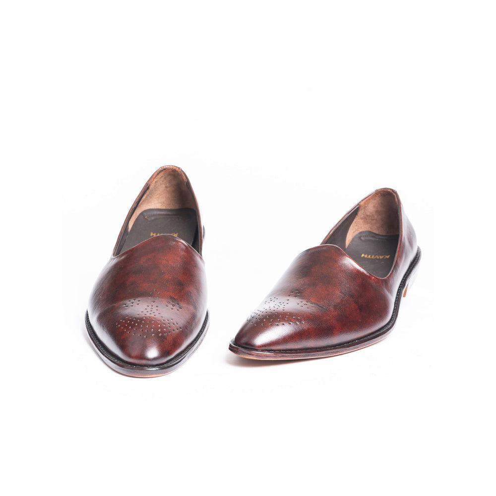 Kavith Sainaani Bordeaux Patina Juttis