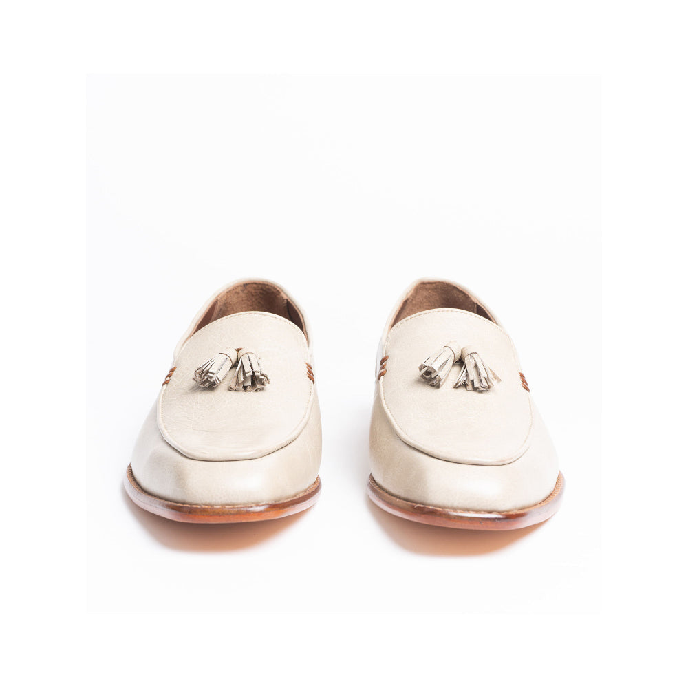 Kavith Sainaani Cream Tassel Juttis