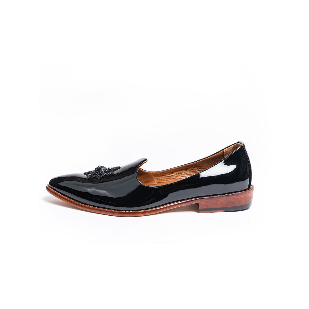 Kavith Sainaani Patent Leather Embroidered Jutti