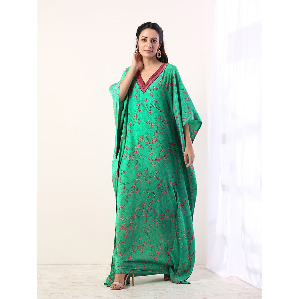 Label Nitika Green Printed Kaftan with Slip (Set of 2)