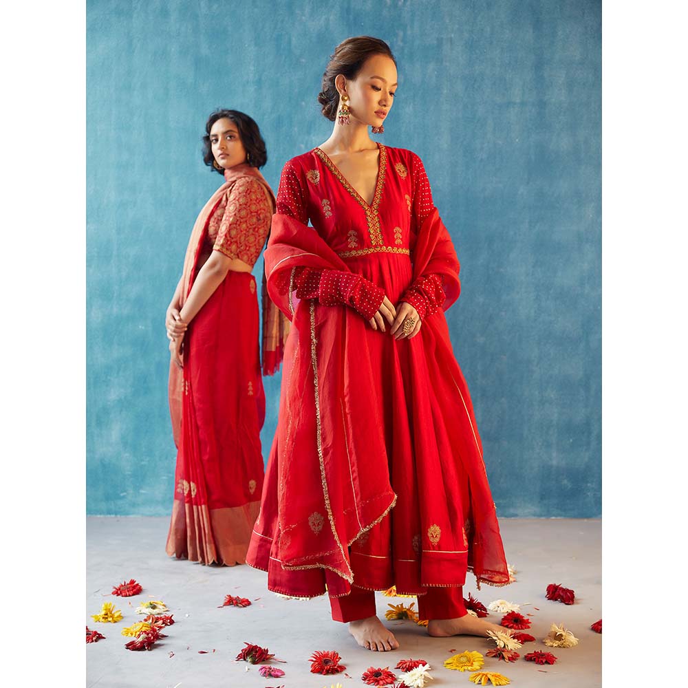 Label Earthen Nisha Kali Kurta with Pant & Dupatta (Set of 3)
