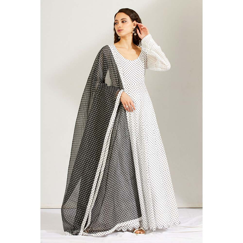 Label Earthen Women White Polka Dots Anarkali Kurta with Pant & Dupatta (Set of 3)