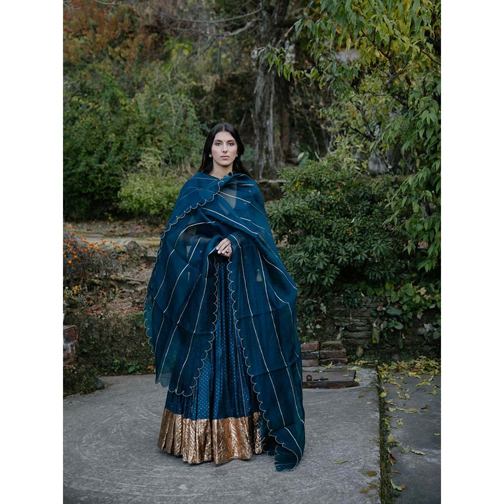 Label Earthen Women Teal Printed Lehenga with Choli & Dupatta (Set of 3)