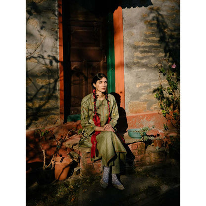 Label Earthen Women Olive Floral Kurta with Pant (Set of 2)